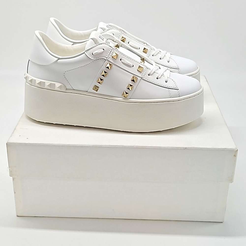 Valentino FLATFORM ROCKSTUD W40
